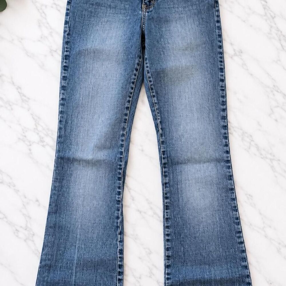 U.S. Polo Assn. low rise flare jeans in size 6.